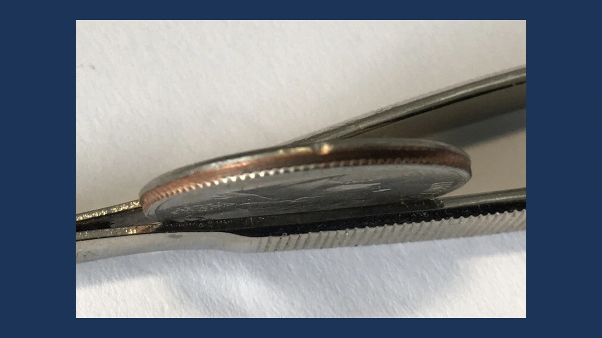 2017 Quarter: Effigy Mounds — Partial Collar Strike